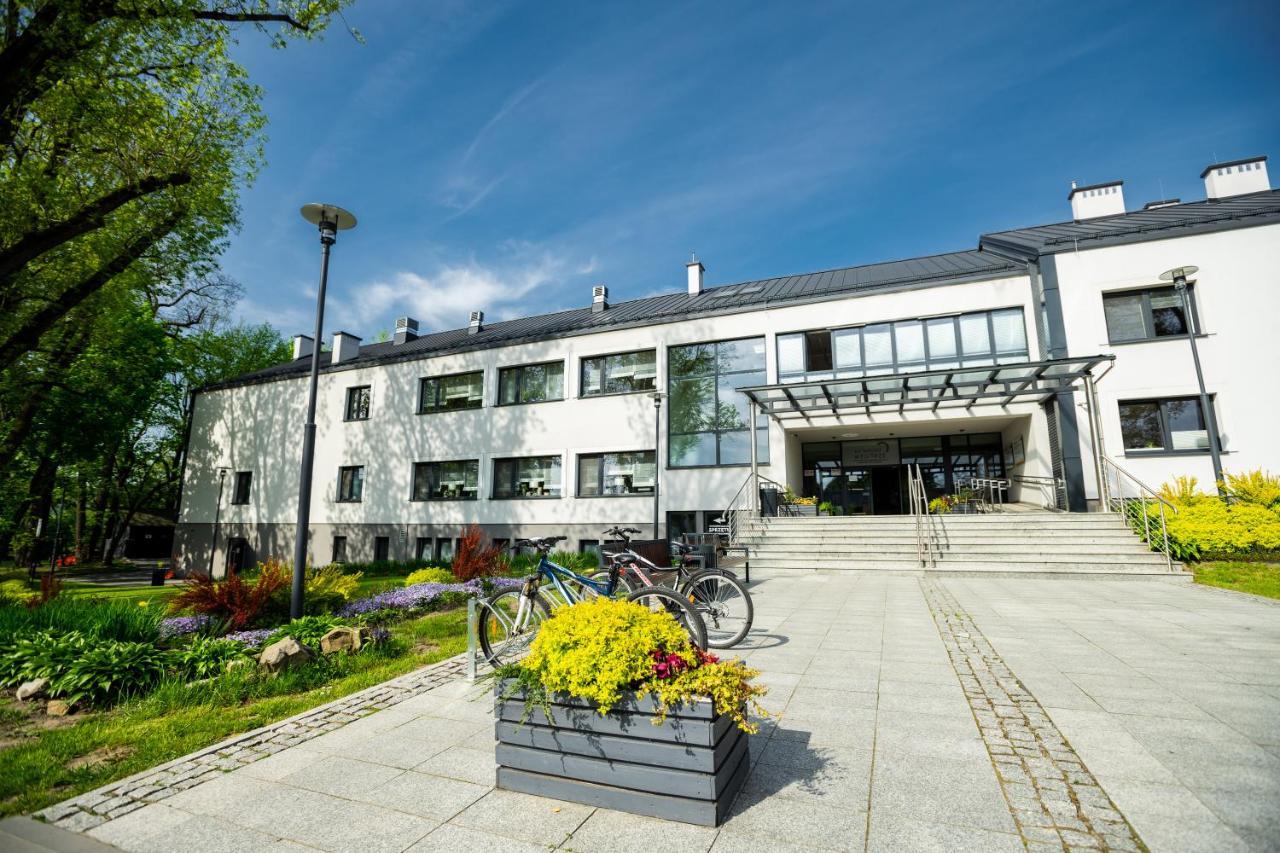Centrum Rehabilitacji Spolecznej I Zawodowej Zaz Sloneczne Wzgorze Tarnów Εξωτερικό φωτογραφία