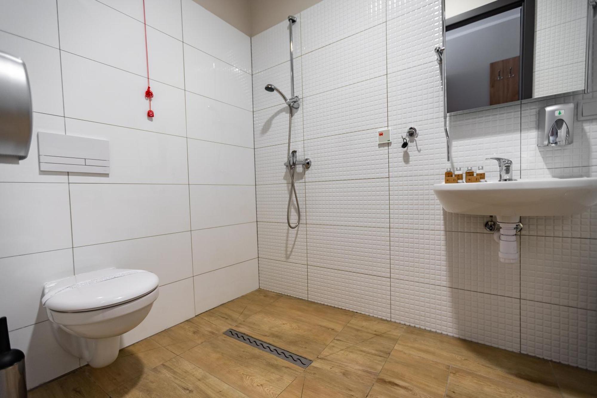 Centrum Rehabilitacji Spolecznej I Zawodowej Zaz Sloneczne Wzgorze Tarnów Εξωτερικό φωτογραφία